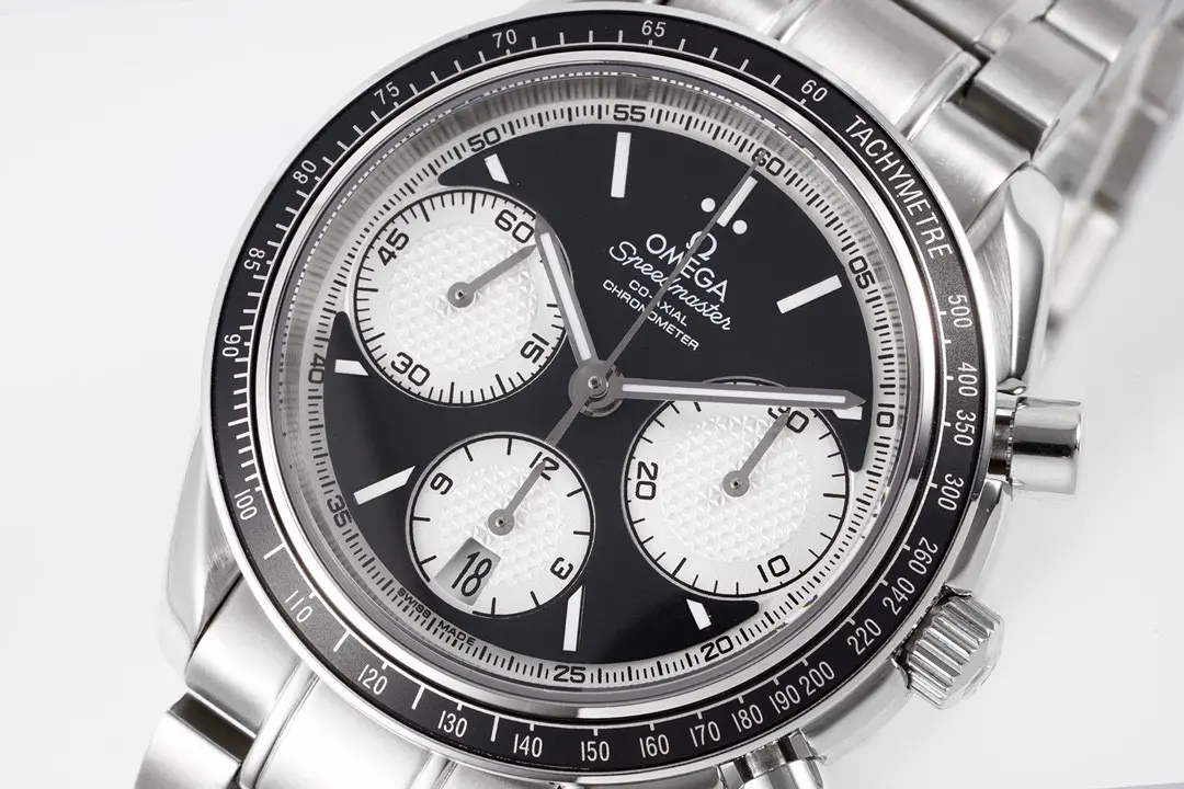 Stylish UR Factory OMEGA Speedmaster 326.32.40.50.06.001 VSF Black White Watch 7841